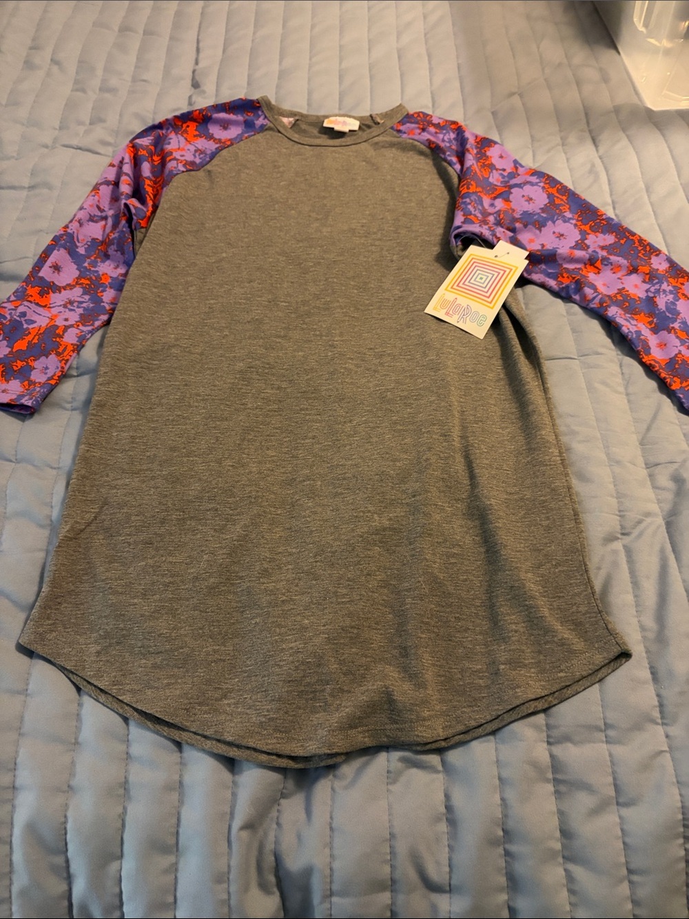 LuLaRoe Gray Raglan Top with Purple and Red Printed Sleeves